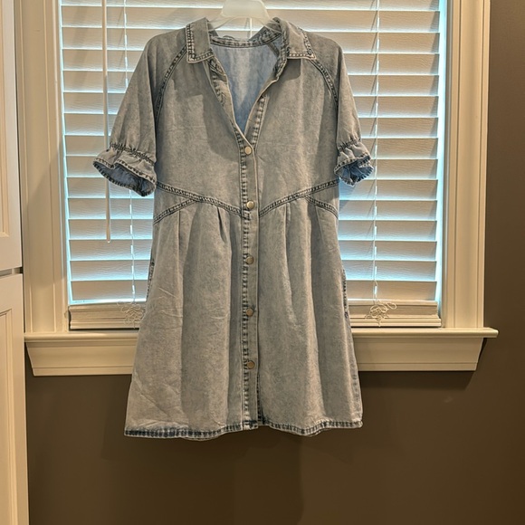 Boutique Jean dress - Picture 1 of 1